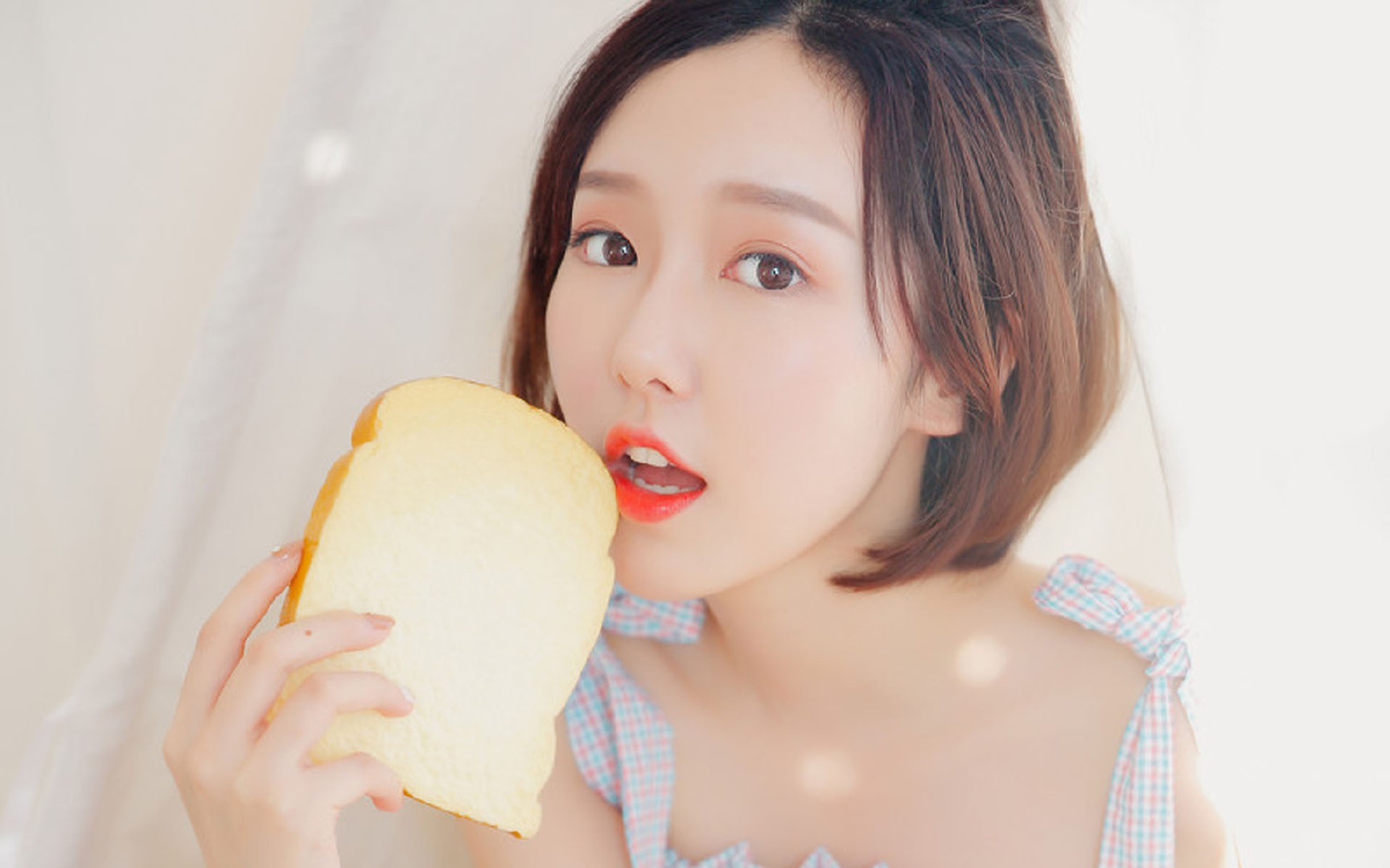 九游正版入口-希腊女篮在欧洲锦标赛中夺冠，延续传统强势，希腊女球迷